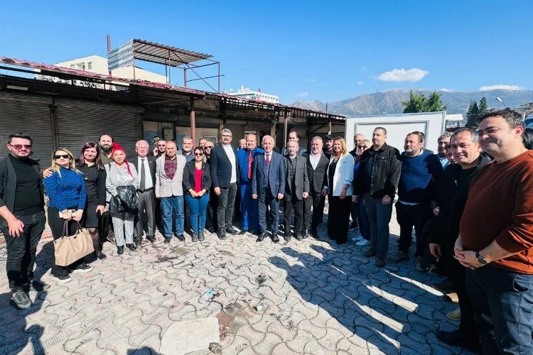 Dududoğlu, esnafın sorunlarını yerinde inceledi.