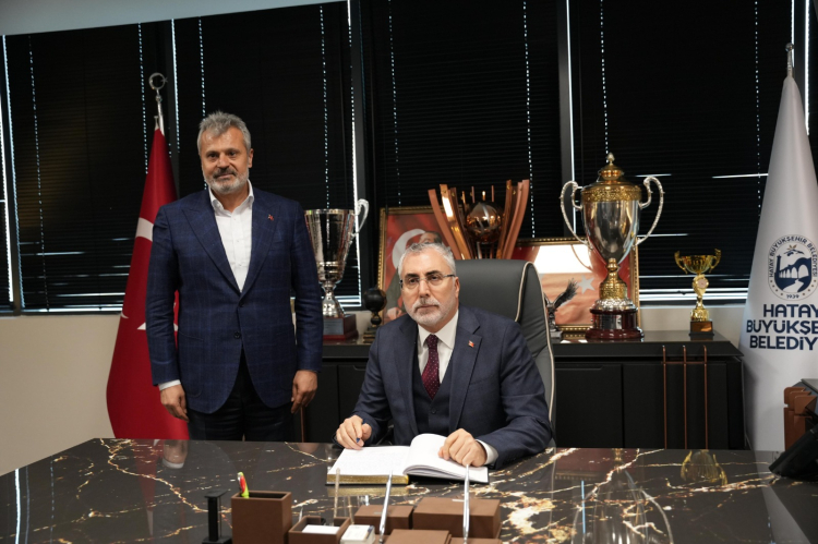 BAKAN IŞIKHAN’DAN BAŞKAN ÖNTÜRK’E ZİYARET