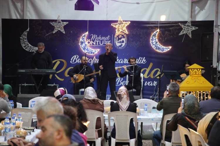 HBB İFTAR ÇADIRLARI ÜNLÜ İSİMLERİ KONUK ETMEYE DEVAM EDİYOR