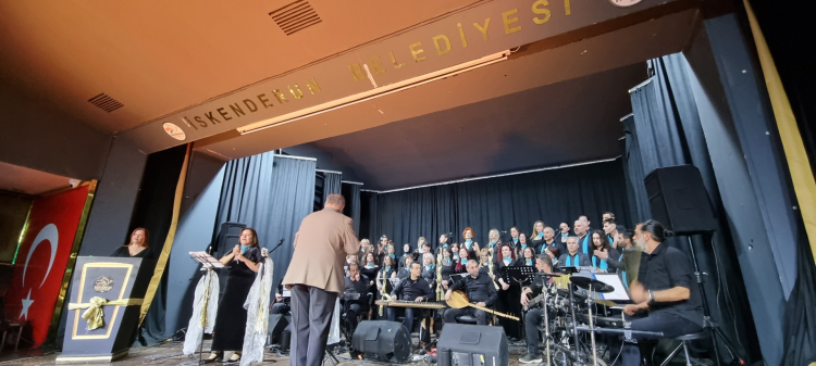 İTSO MUSİKİ GÖNÜLLÜLERİ KONSER DÜZENLEDİ