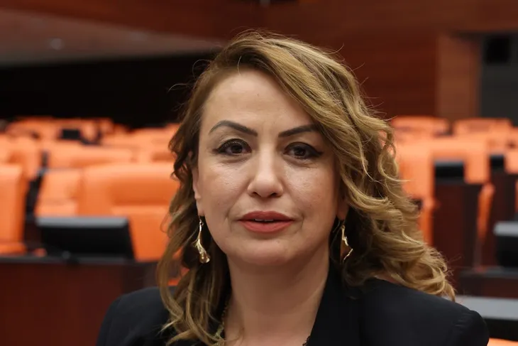 YILDIRIM KARA: İSKENDERUN BALIKÇI BARINAĞI BİR AN ÖNCE TAMAMLANMALIDIR