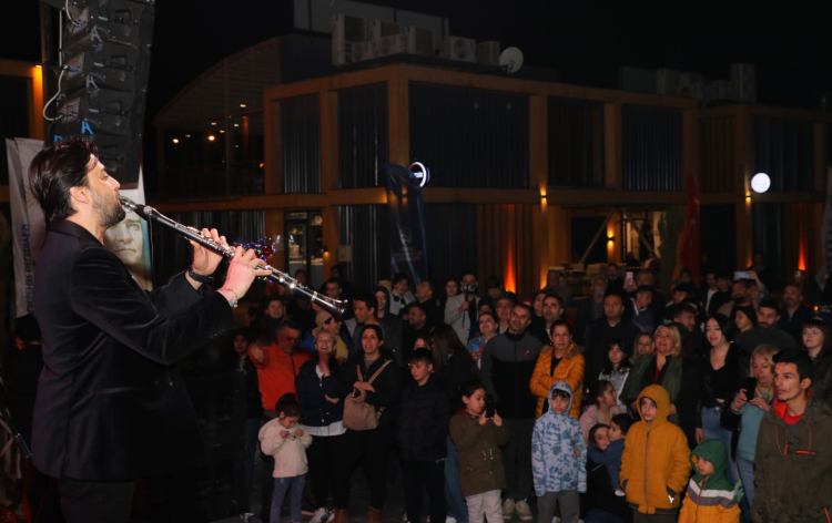 BÜYÜKŞEHİR, KÜLTÜR ŞÖLENİNE DEVAM EDİYOR