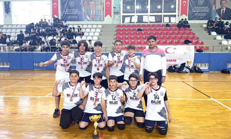 İSKENDERUN ŞAMPİYONU OLDULAR