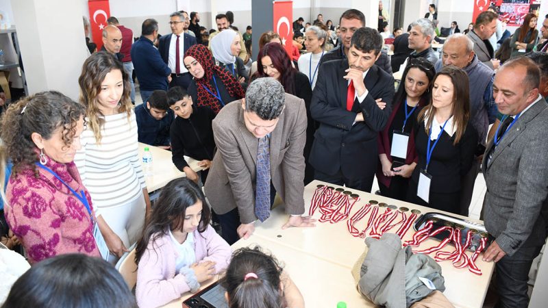 ARSUZ’DA TEKNOLOJİ BAĞIMLILIĞINA AKIL VE ZEKA OYUNLARI FORMÜLÜ