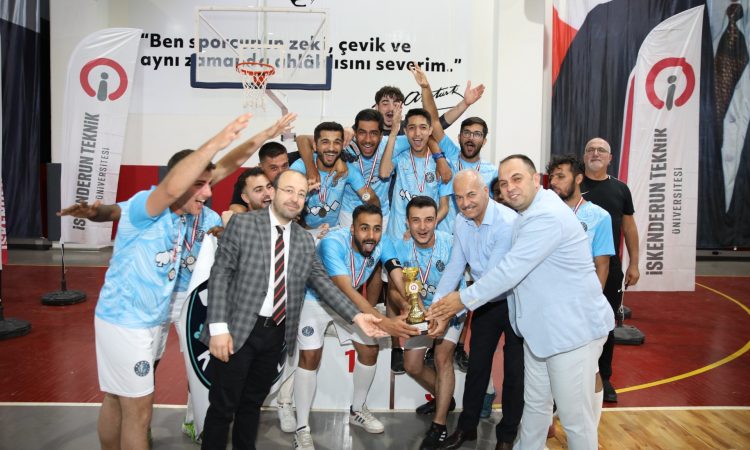 İSKENDERUN TEKNİK ÜNİVERSİTESİ’NDE 10. YIL SPOR ETKİNLİKLERİ TAMAMLANDI.