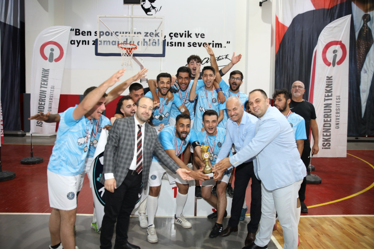 İSKENDERUN TEKNİK ÜNİVERSİTESİ’NDE 10. YIL SPOR ETKİNLİKLERİ TAMAMLANDI.