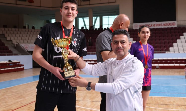 HBB’DEN MASA TENİSİ TURNUVASI