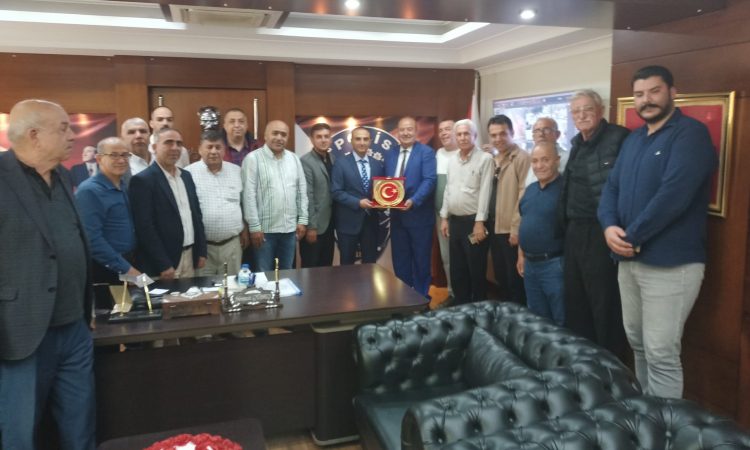 İskenderun Muhtarlar Derneği’nden Emniyet Müdürü Güneş’e ziyaret