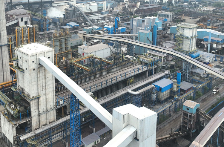 Erdemir ve İsdemir, stratejik yatırımlarını devreye aldı