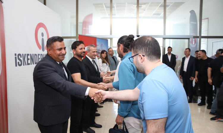 İSKENDERUN TEKNİK ÜNİVERSİTESİ’NDE BAYRAM COŞKUSU