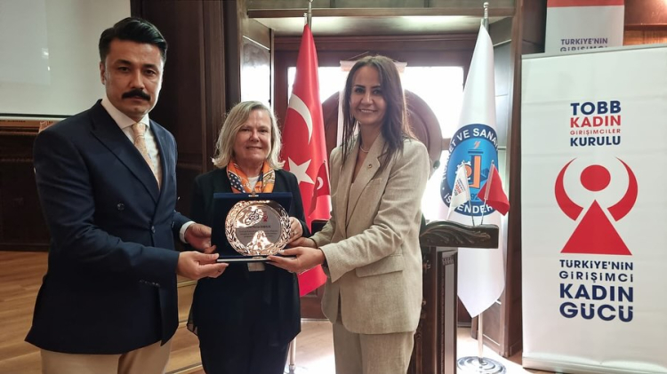 “Sanayide Kadın Eli Projesi”, Hatay Kamuoyuna Tanıtıldı.