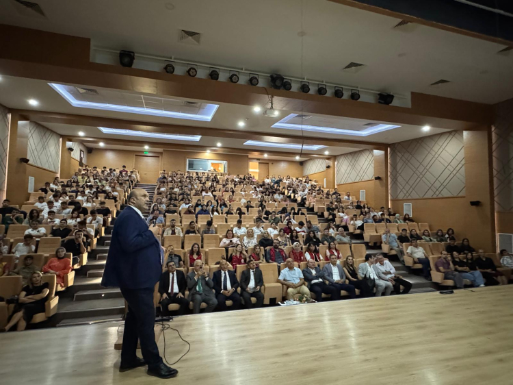 YÜREĞİMİZDEKİ IŞIK PROJESİ İSKENDERUN’U AYDINLATIYOR