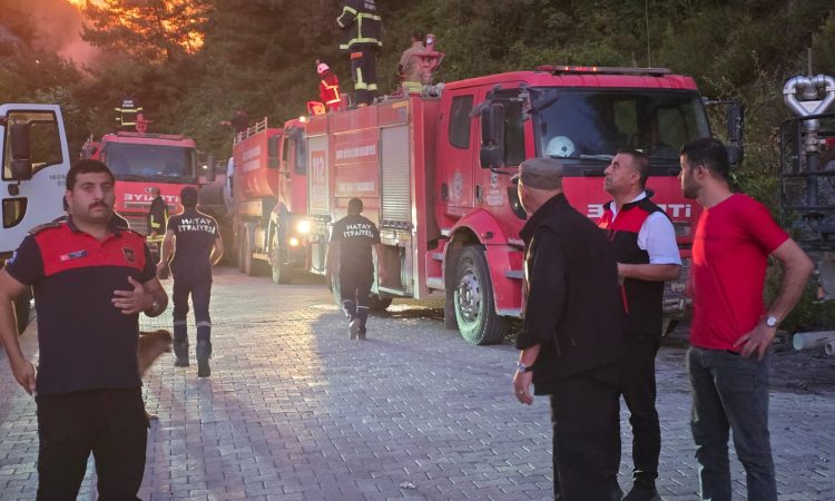 HBB İTFAİYESİ YANGIN BÖLGESİNDE