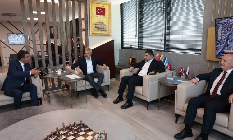 AK PARTİ’DEN BAŞKAN ÖNTÜRK’E ZİYARET