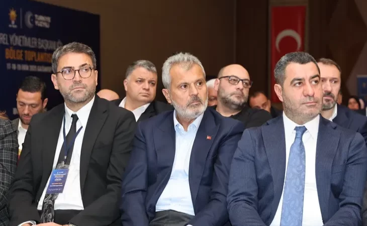 BAŞKAN ÖNTÜRK, YEREL YÖNETİMLER TOPLANTISI’NA KATILDI