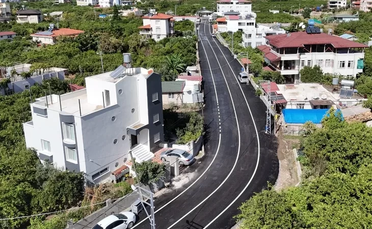 HBB SAMANDAĞ’DA YOL ÇALIŞMALARINA DEVAM EDİYOR