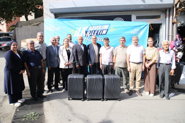 ÜNİVERSİTELİLERE İLK DESTEK HBB’DEN