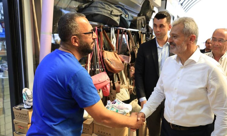 BAŞKAN ÖNTÜRK’TEN UZUN ÇARŞI ESNAFINA ZİYARET