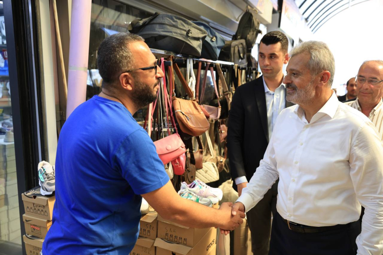 BAŞKAN ÖNTÜRK’TEN UZUN ÇARŞI ESNAFINA ZİYARET