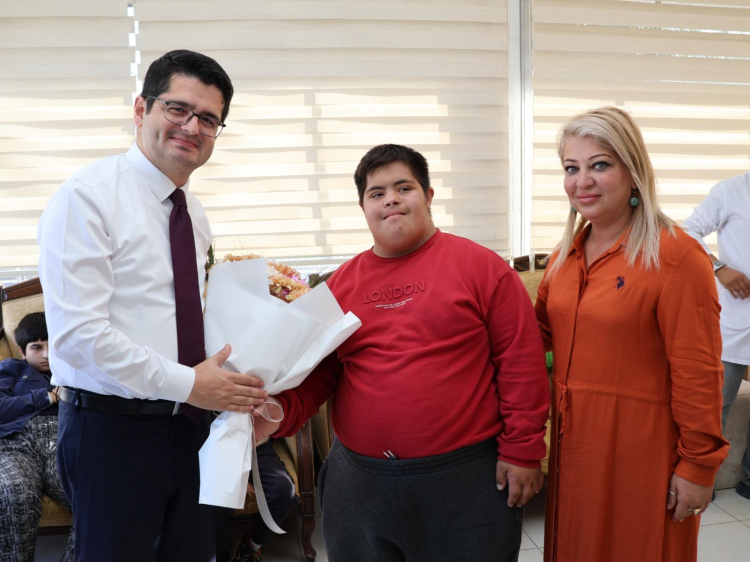 Kaymakam Eroğlu’ndan Gökmeydan Özel Eğitim ve Rehabilitasyon Merkezi’ne Ziyaret