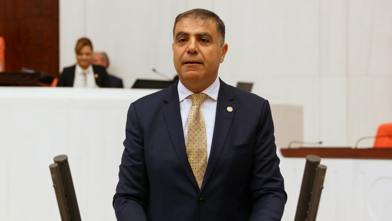 Güzelmansur: “Hatay’da hayat normale dönmedi; mücbir sebep hali uzatılmalı”