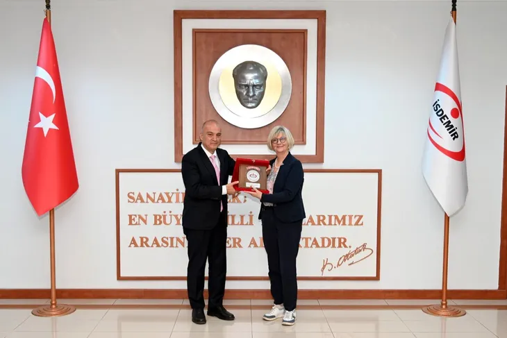 ALMANYA ANKARA BÜYÜKELÇİSİ SORG, İSDEMİR GENEL MÜDÜRÜ AYHAN AKIN’I ZİYARET ETTİ