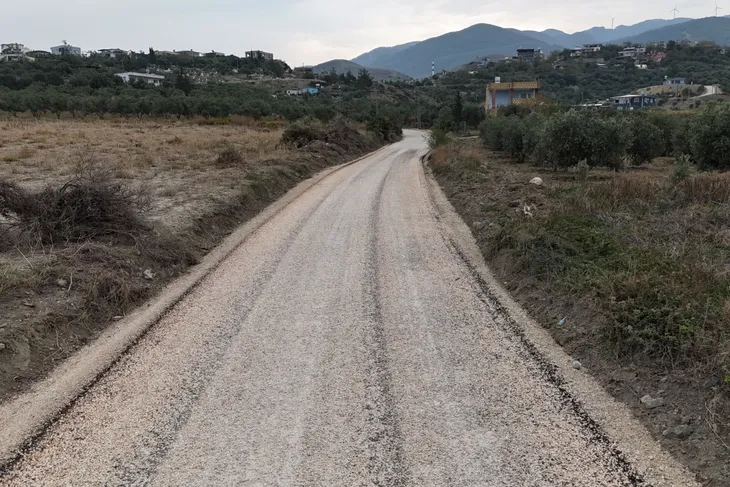 ARSUZ KARAHSEYİNLİ MAHALLESİNE 6 KM SATHİ KAPLAMA