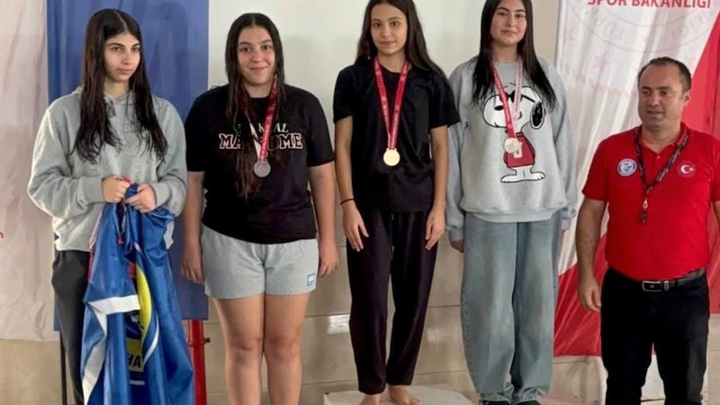 Arsuz Nuran Yılmaz Anadolu Lisesi’nden Sporda Büyük Başarı!