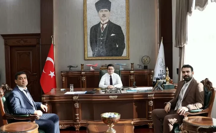 Arsuz Devlet Hastanesi Başhekimi Kanar’dan Kaymakam Eroğlu’na ziyaret