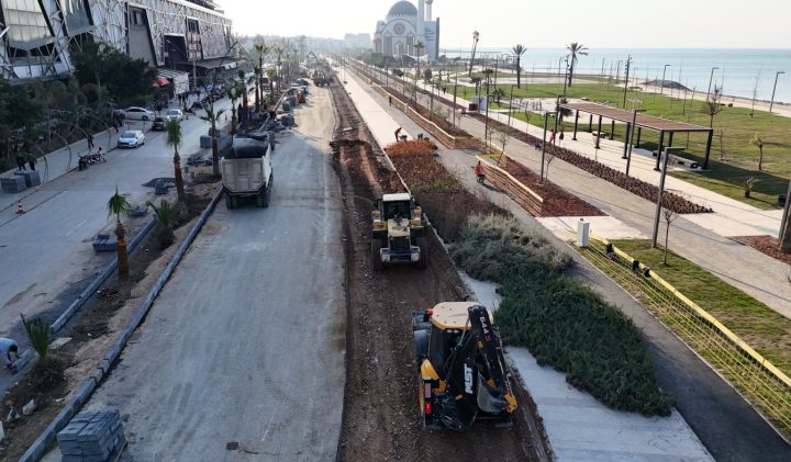 İSKENDERUN SAHİLİ YENİ GÖRÜNÜMÜNE KAVUŞTU